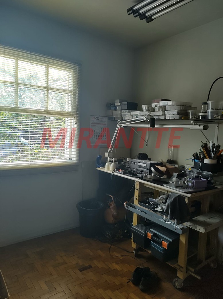 Sobrado de 178m² com 3 quartos em Santana