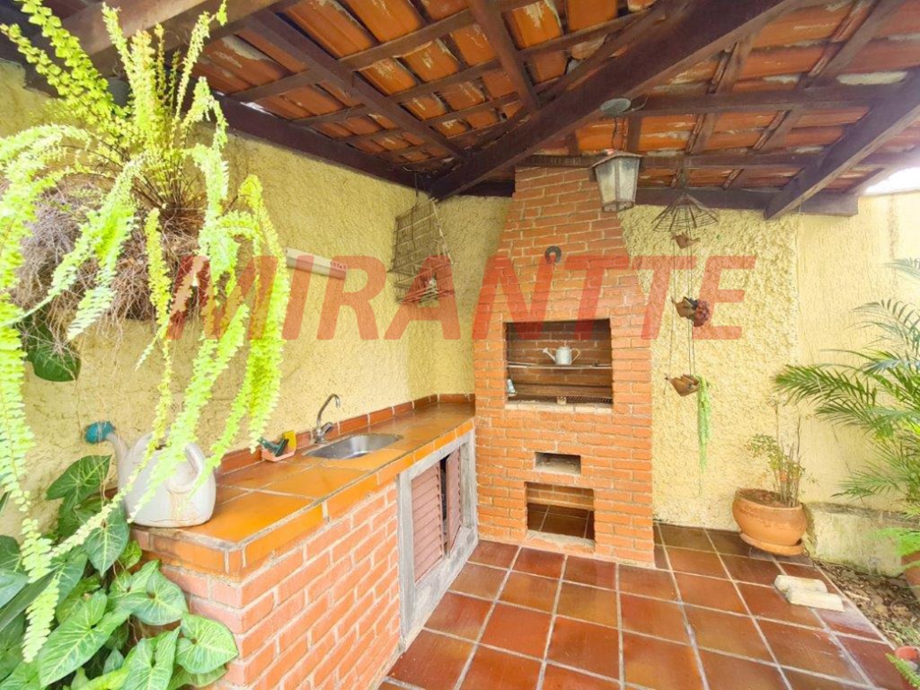 Sobrado de 380m² com 3 quartos em Vila Mascote