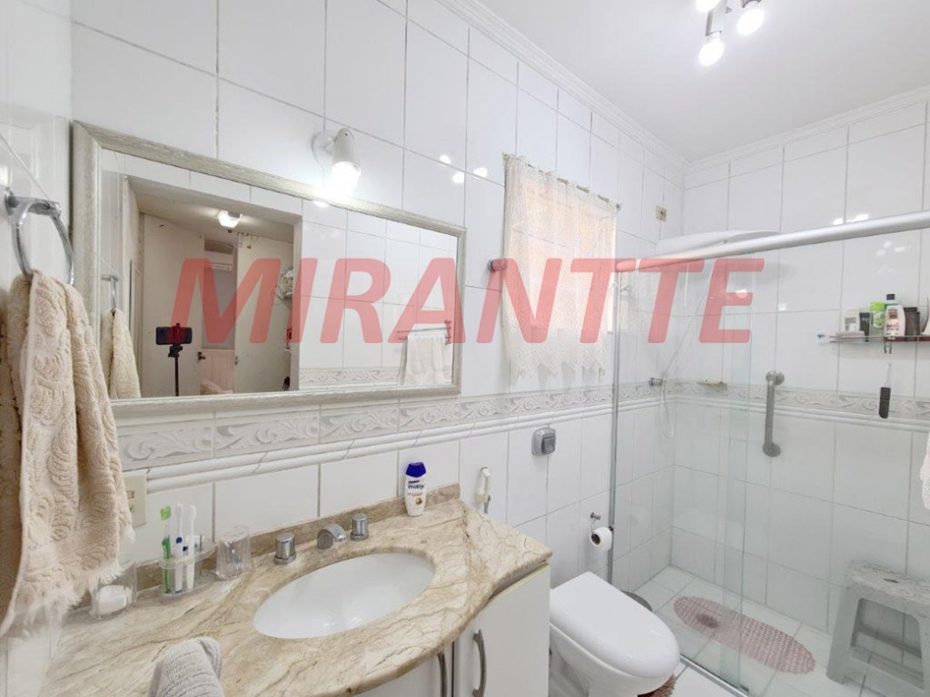 Sobrado de 380m² com 3 quartos em Vila Mascote