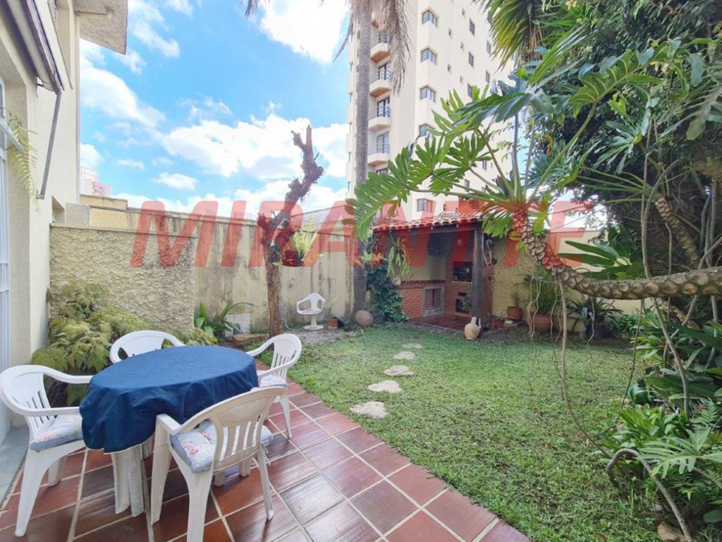 Sobrado de 380m² com 3 quartos em Vila Mascote