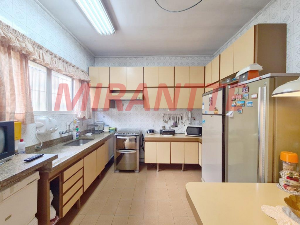 Sobrado de 380m² com 3 quartos em Vila Mascote