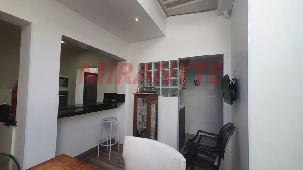 Sobrado de 130m² com 3 quartos em Santana
