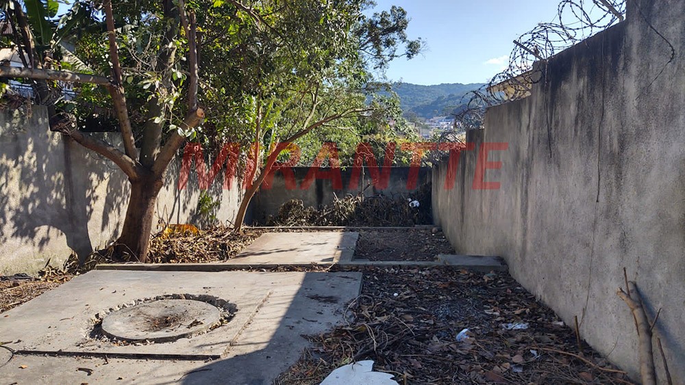 Terreno de 390m² em Horto Florestal