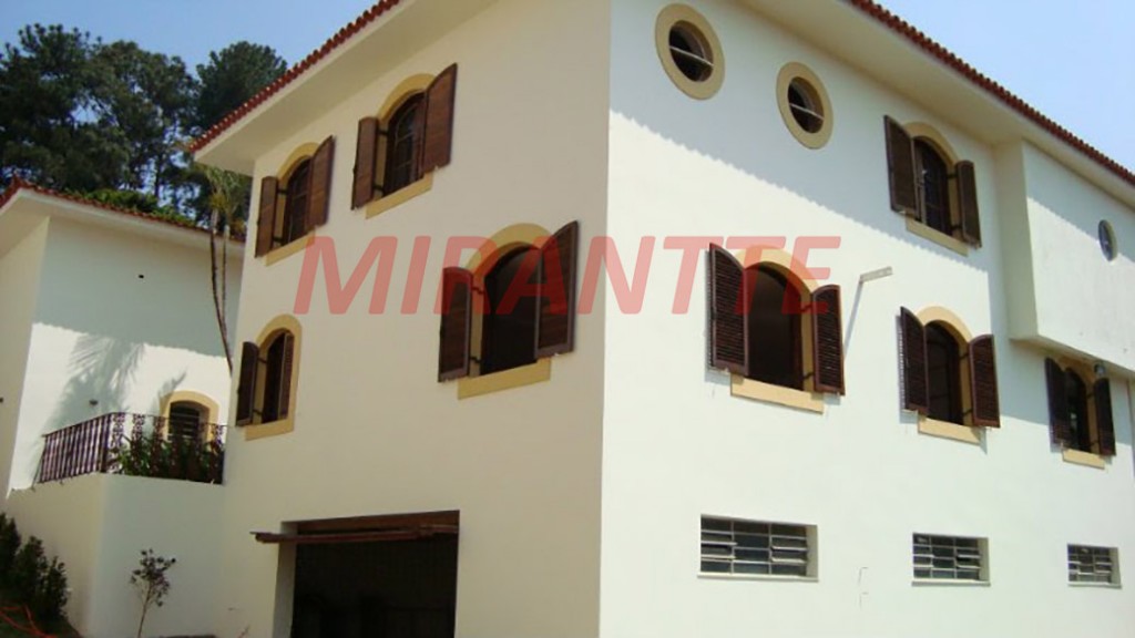 Sobrado de 649m² com 4 quartos em Horto Florestal