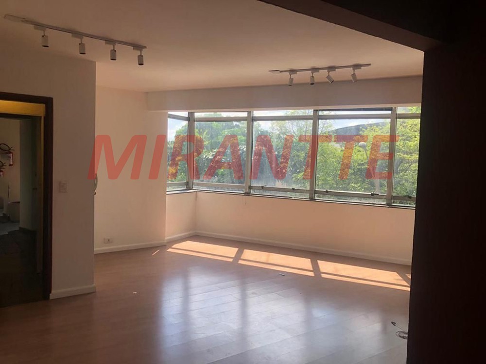Comercial de 800m² em Vila Guilherme