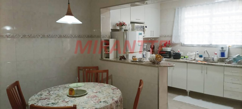 Sobrado de 400m² com 5 quartos em Vila Santos