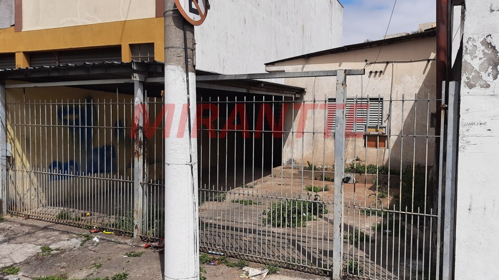 Terreno de 210m² em Freguesia do Ó