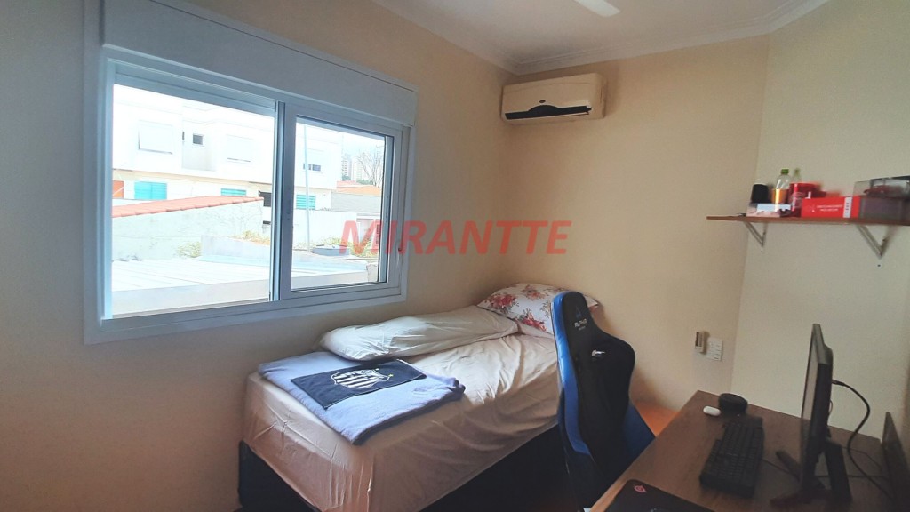 Sobrado de 225m² com 3 quartos em Santana