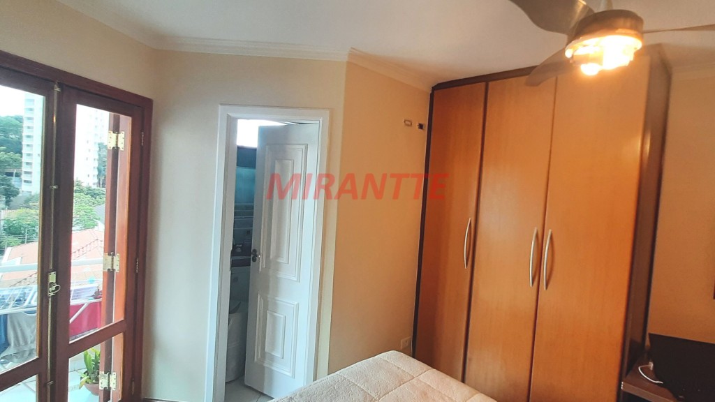 Sobrado de 225m² com 3 quartos em Santana