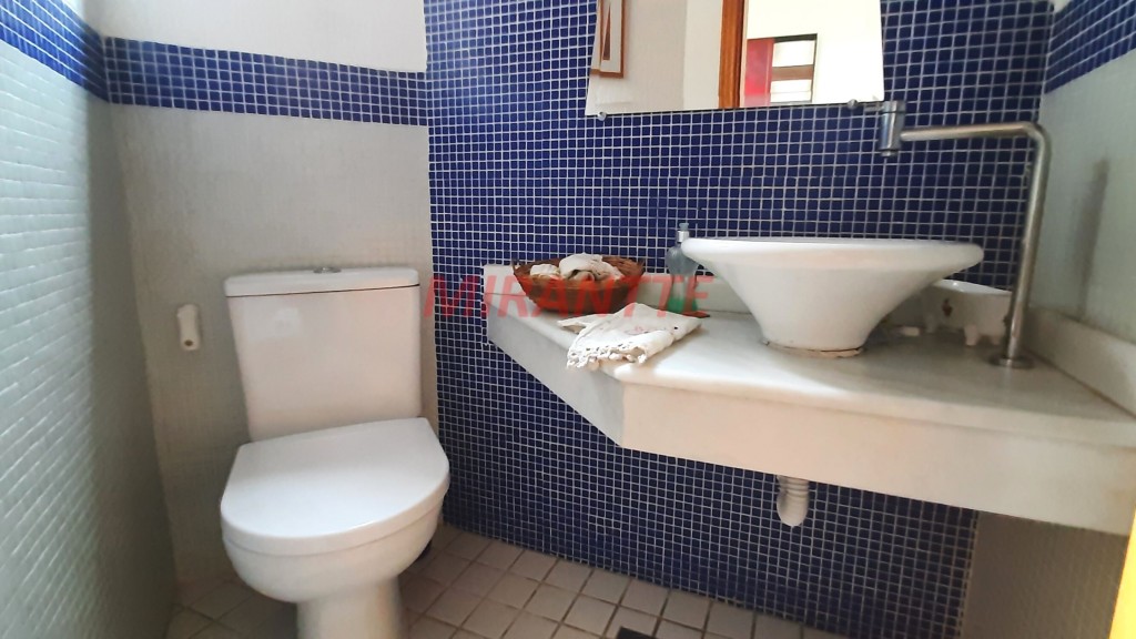 Sobrado de 225m² com 3 quartos em Santana