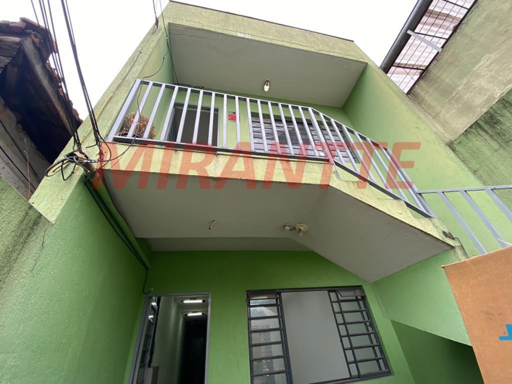 Comercial de 231m² em Limão