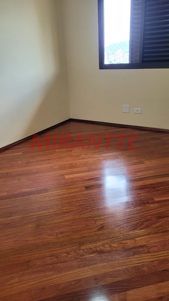 Apartamento de 145m² com 4 quartos em Santana