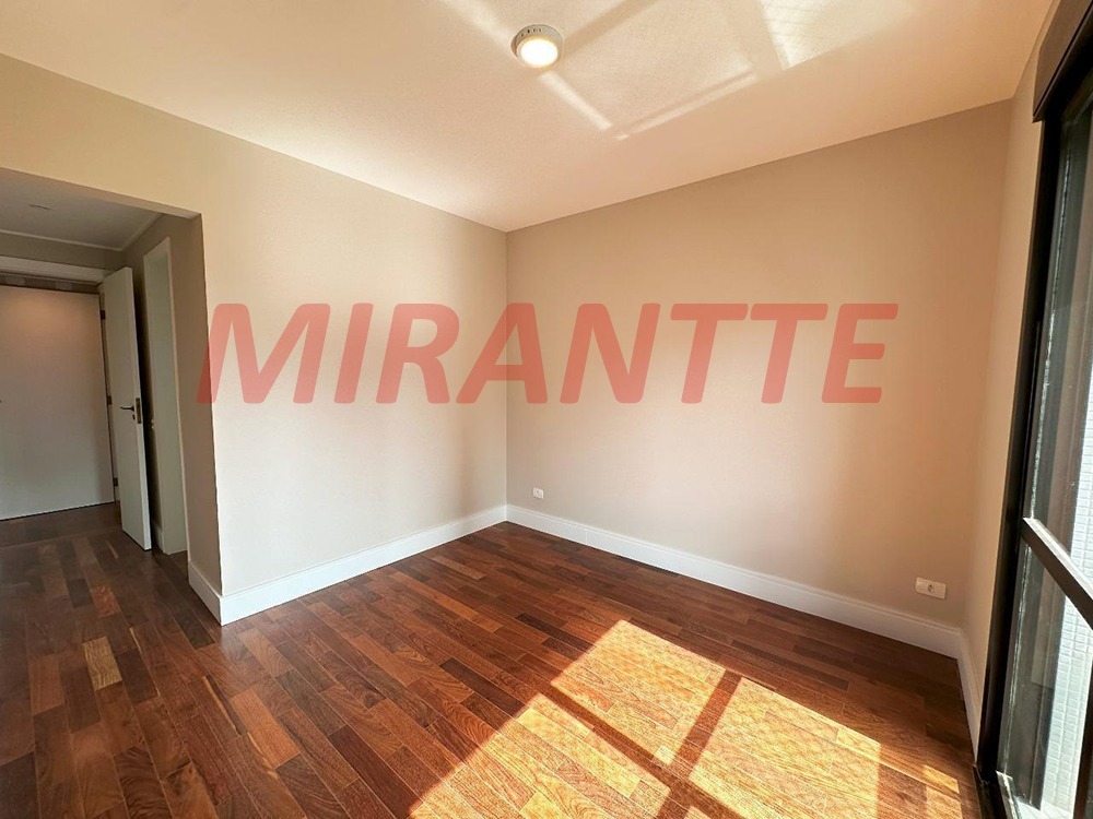 Apartamento de 200m² com 4 quartos em Santana