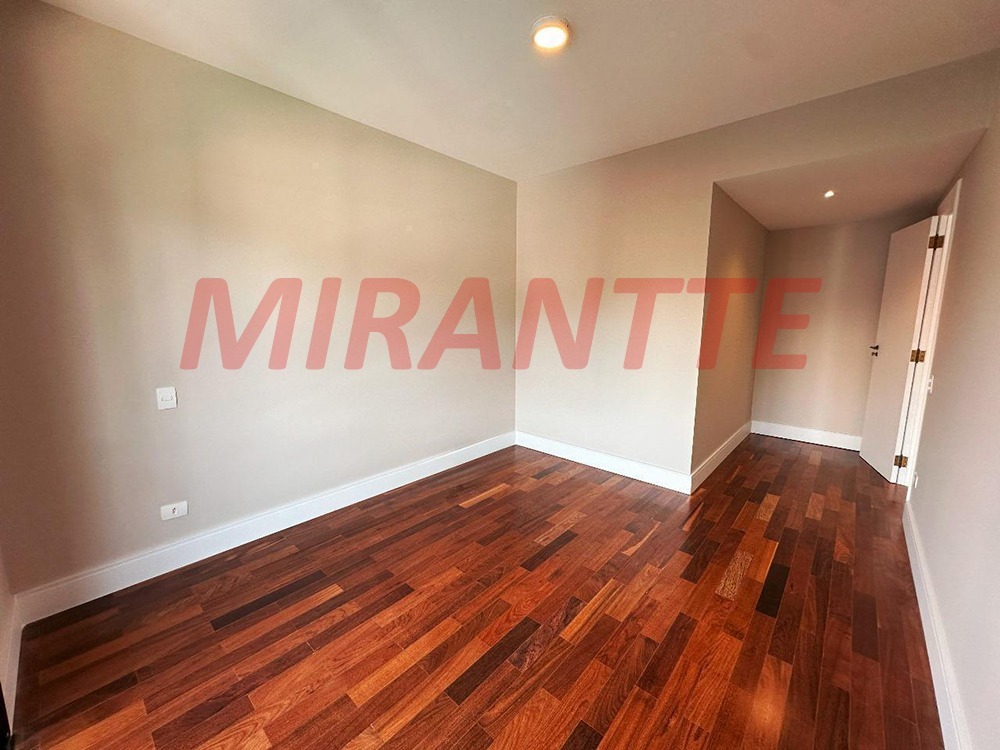 Apartamento de 200m² com 4 quartos em Santana