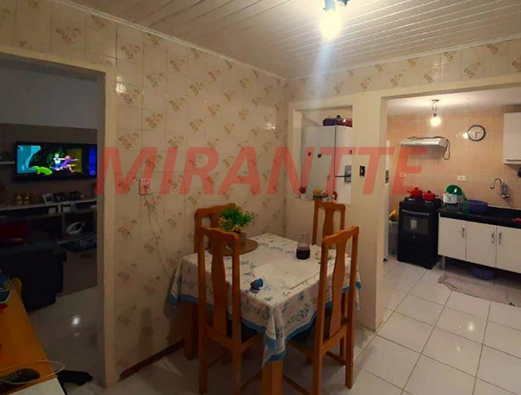 Casa terrea de 103m² com 2 quartos em Vila Carbone