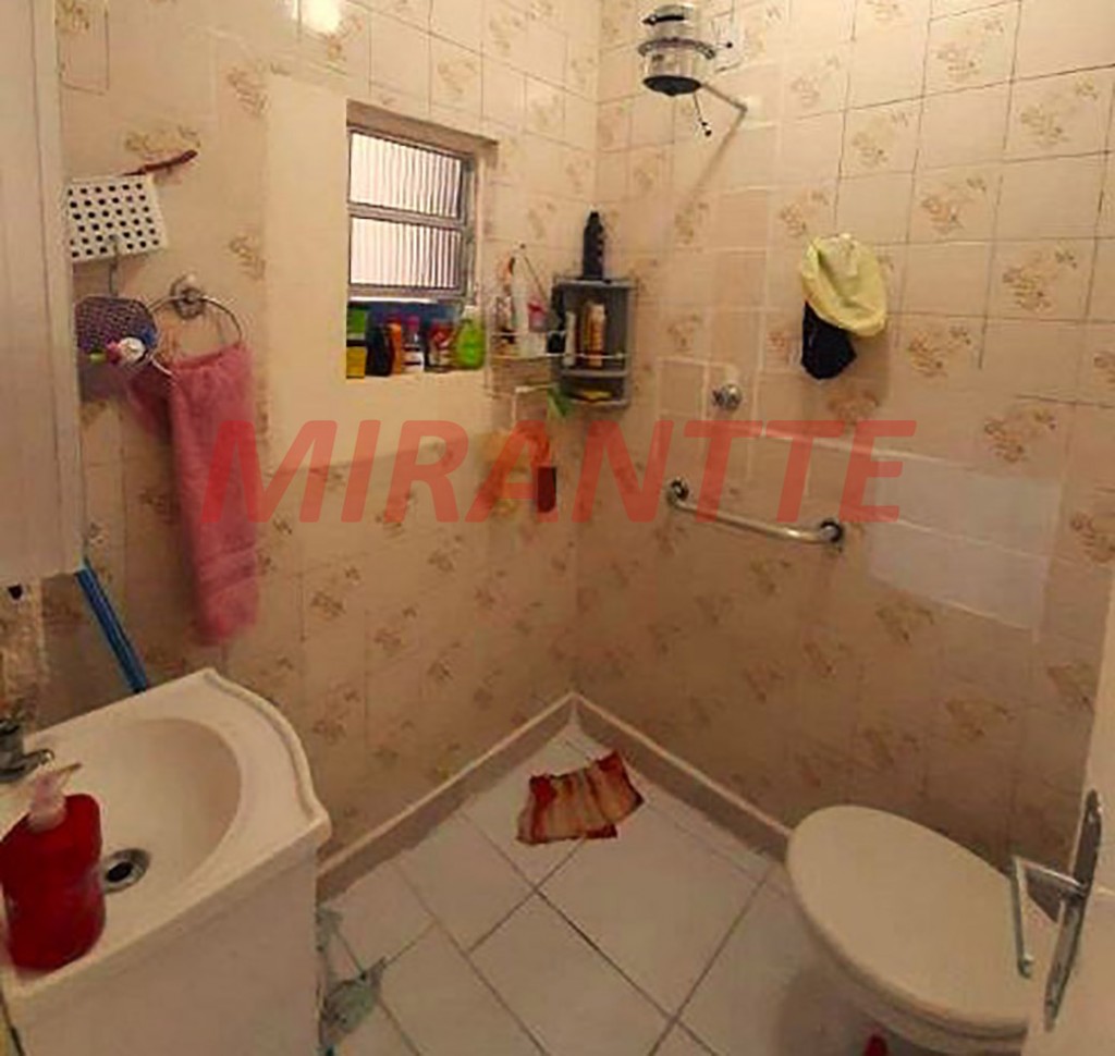 Casa terrea de 103m² com 2 quartos em Vila Carbone