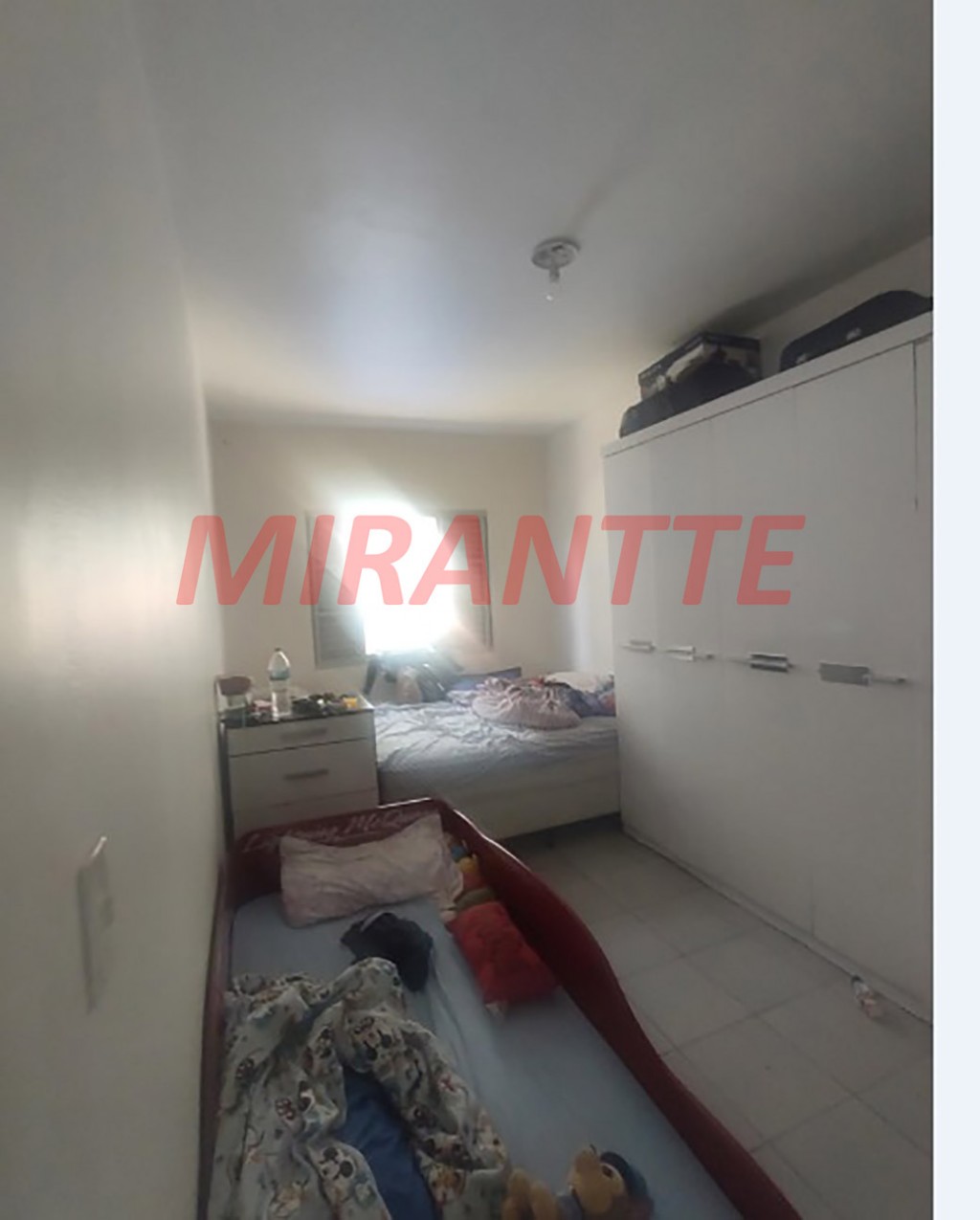 Casa terrea de 1102.5m² com 3 quartos em Vila Ester