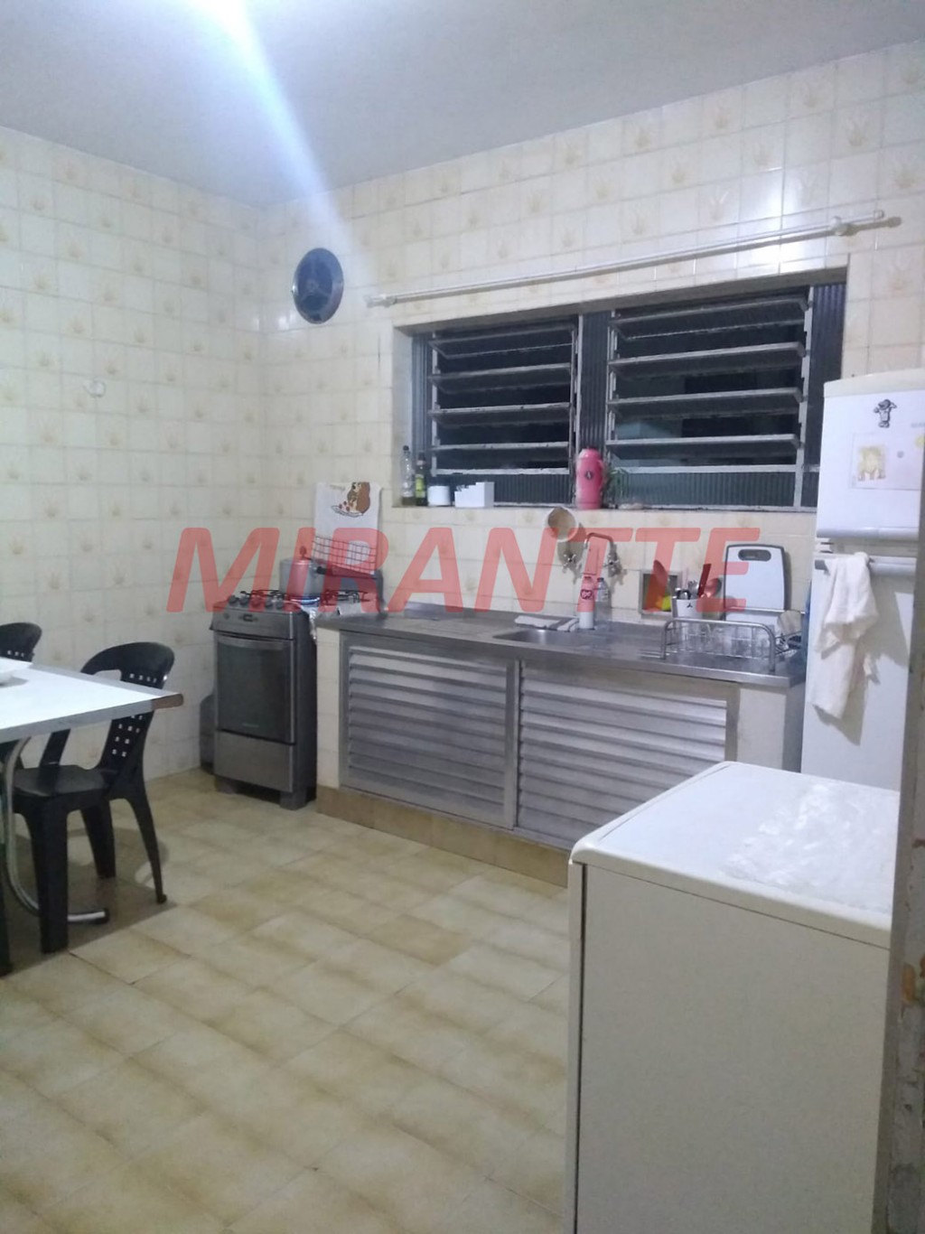 Casa terrea de 1102.5m² com 3 quartos em Vila Ester