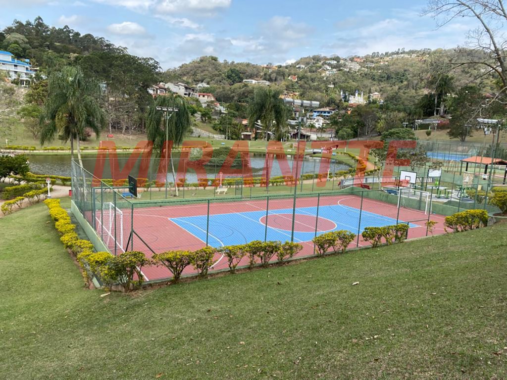 Terreno de 1712m² em Alpes de Caieiras