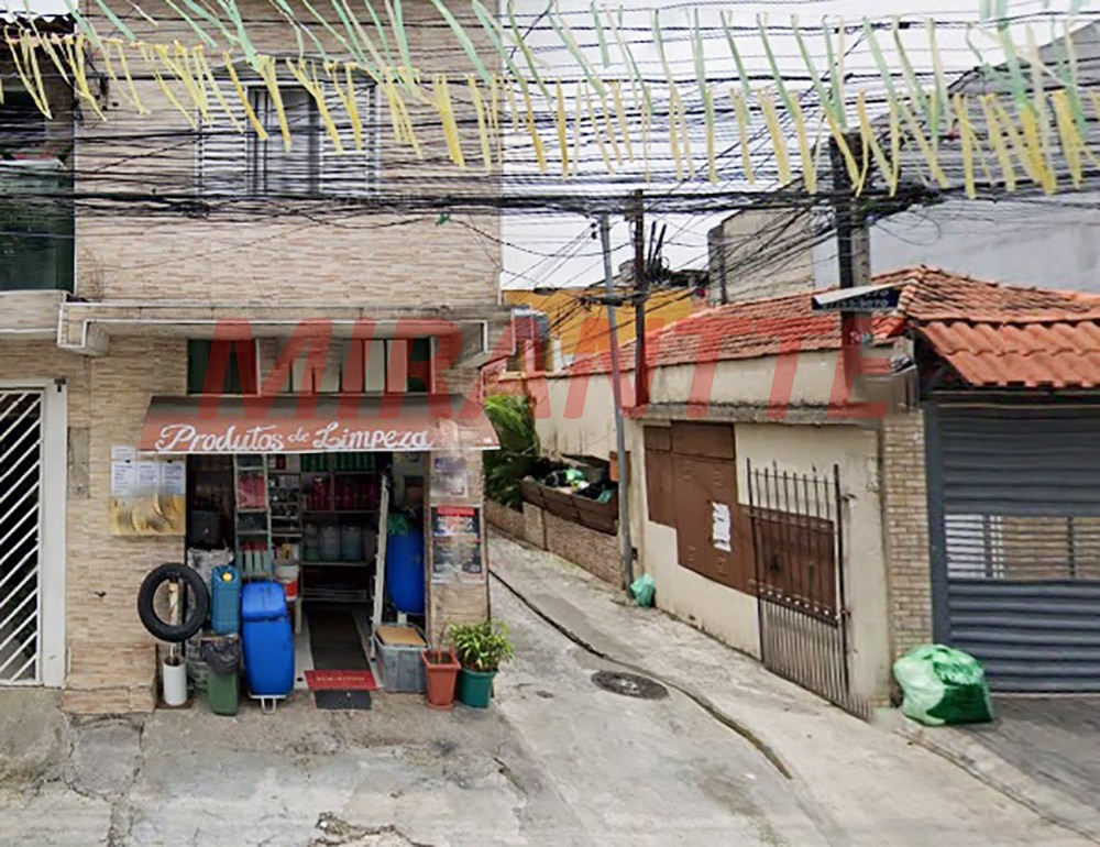 Sobrado de 70m² com 2 quartos em Jardim Brasil