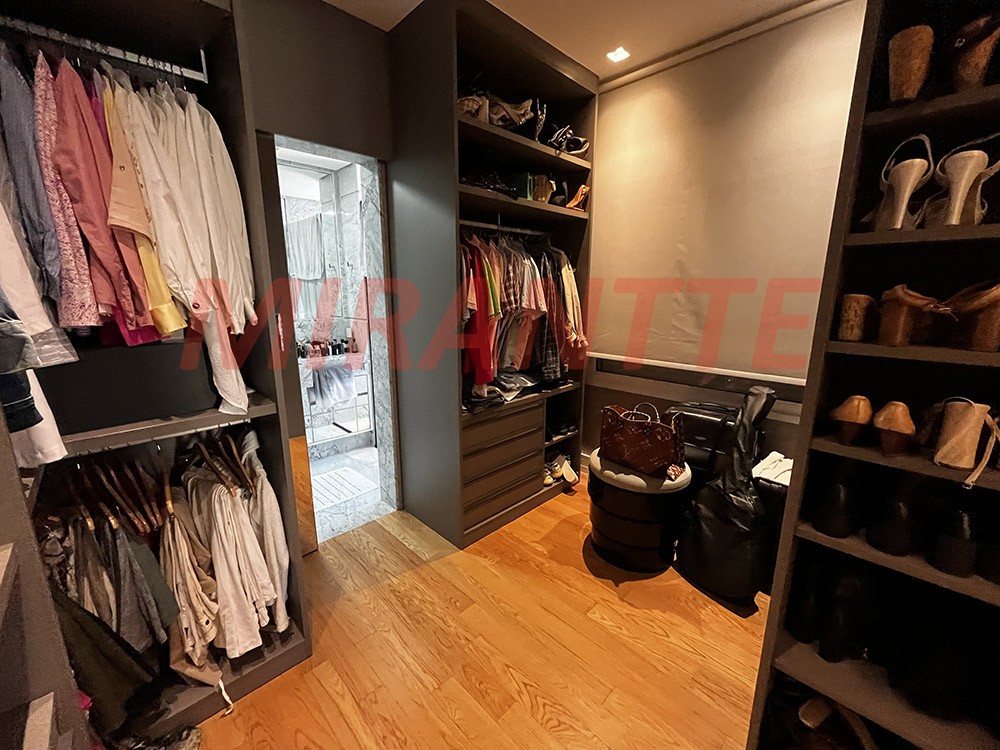 Apartamento de 230m² com 4 quartos em Santana