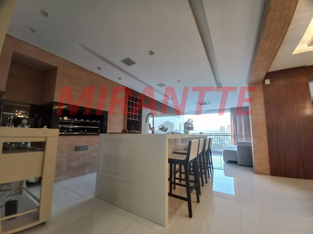 Apartamento de 230m² com 4 quartos em Santana