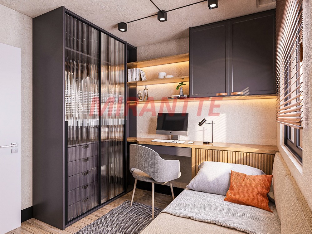 Apartamento de 51m² com 2 quartos em Água Fria