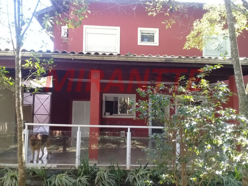 Sobrado de 561m² com 5 quartos em Serra da Cantareira