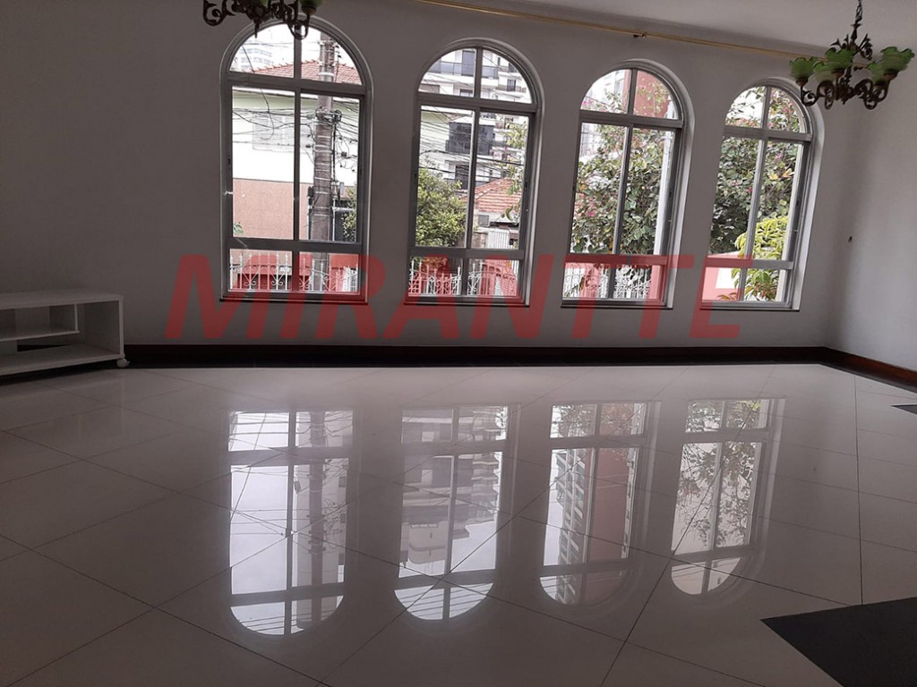 Sobrado de 290m² com 4 quartos em Santana