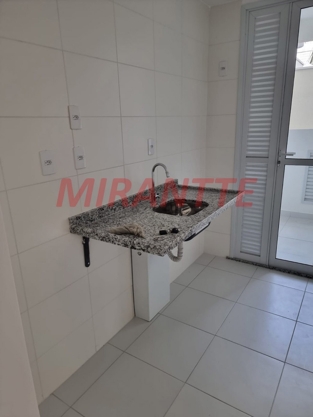 Apartamento de 64m² com 2 quartos em Vila Guilherme