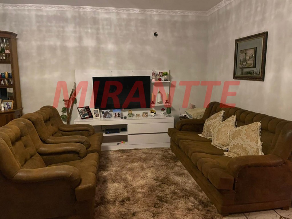 Sobrado de 303m² com 3 quartos em Bortolândia
