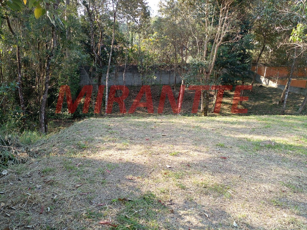 Sobrado de 270m² com 3 quartos em Caieras