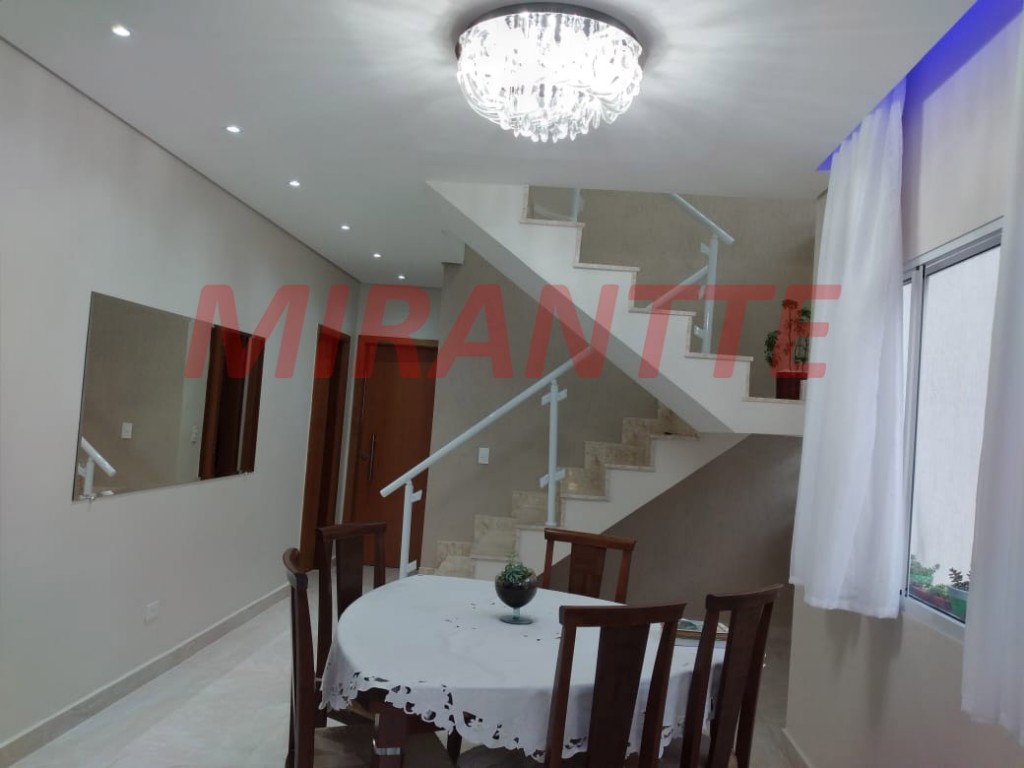 Sobrado de 270m² com 3 quartos em Caieras