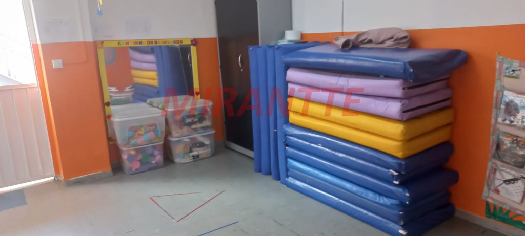 Sobrado de 393m² com 3 quartos em Parque Vitoria