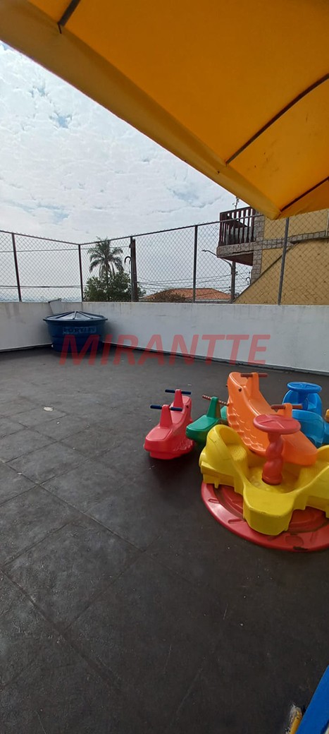 Sobrado de 393m² com 3 quartos em Parque Vitoria