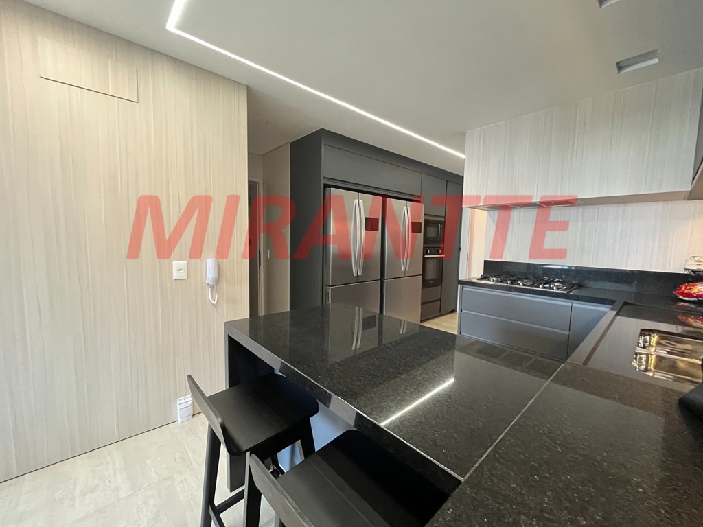Cobertura de 325m² com 4 quartos em Santana