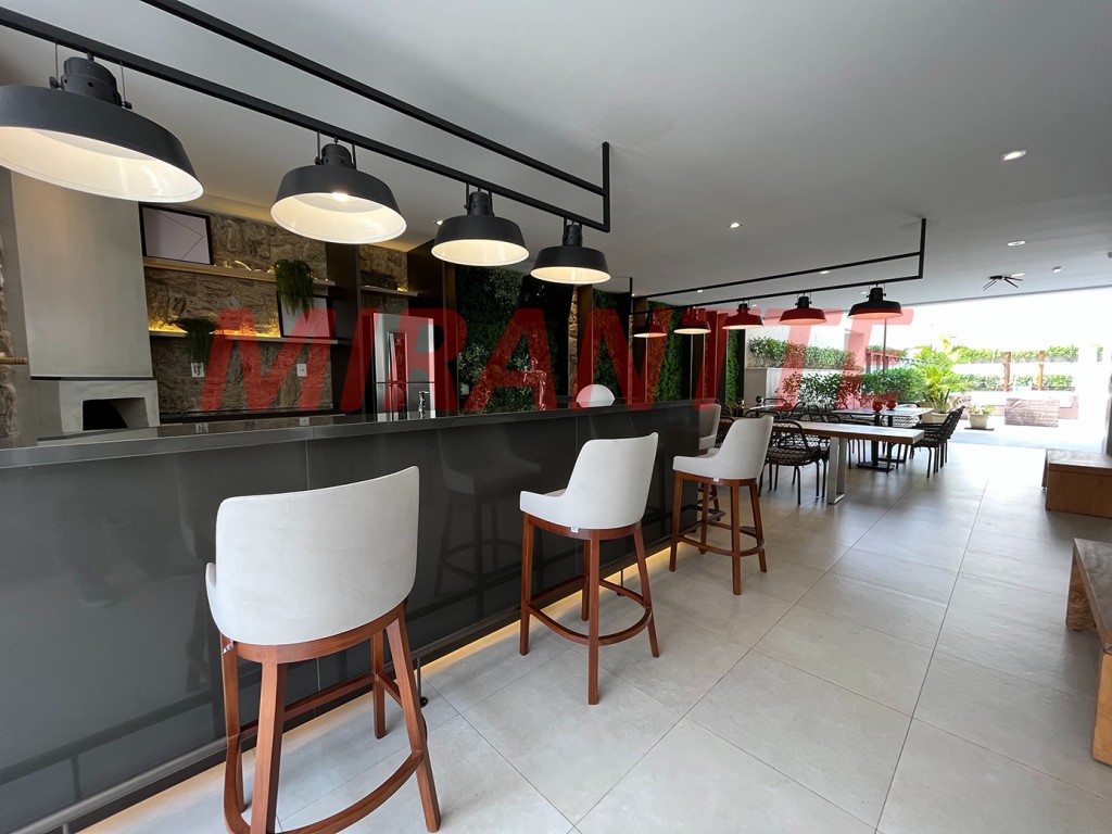 Cobertura de 325m² com 4 quartos em Santana