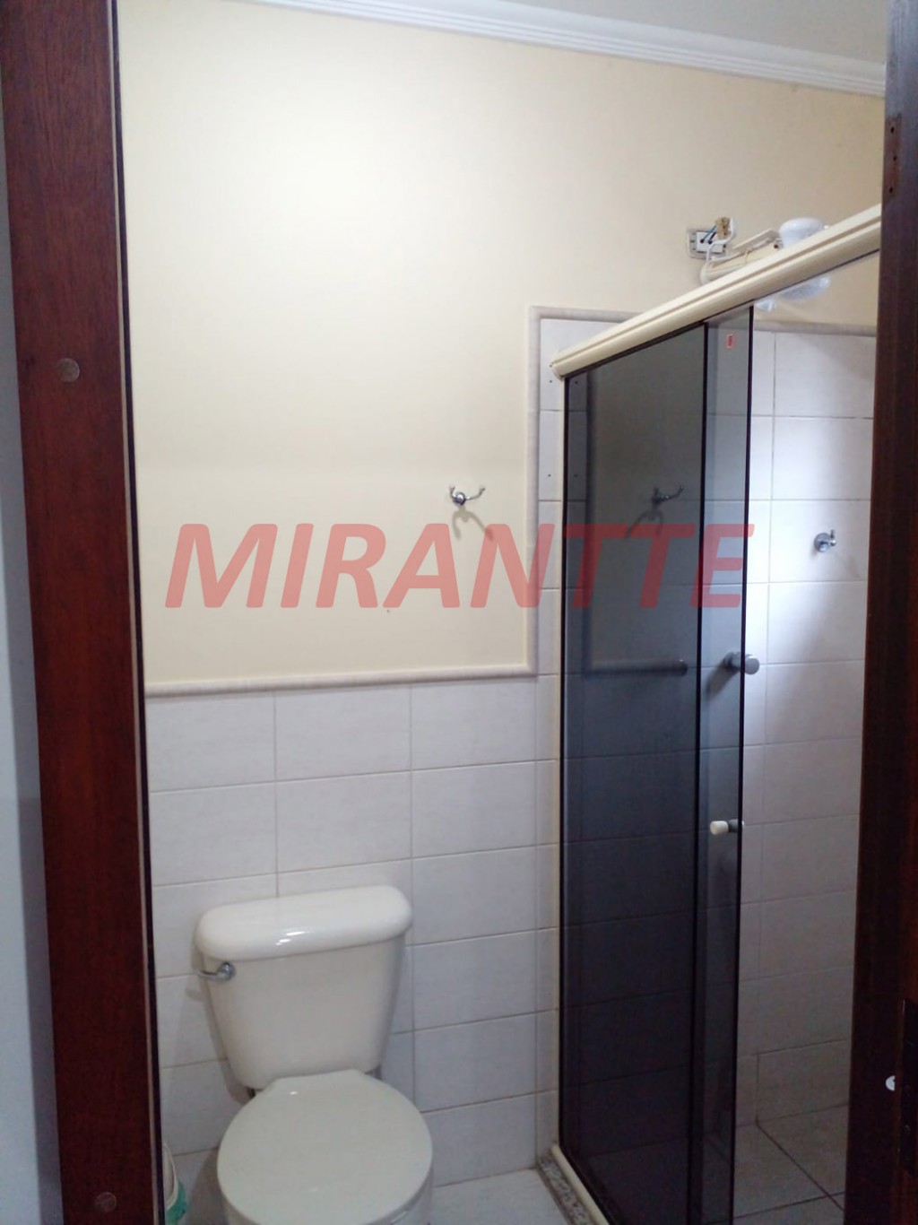 Sobrado de 420m² com 4 quartos em Caieras