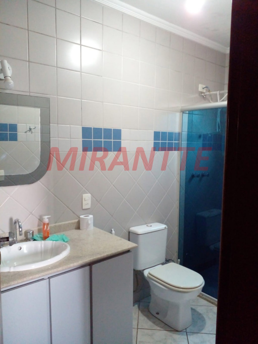 Sobrado de 420m² com 4 quartos em Caieras