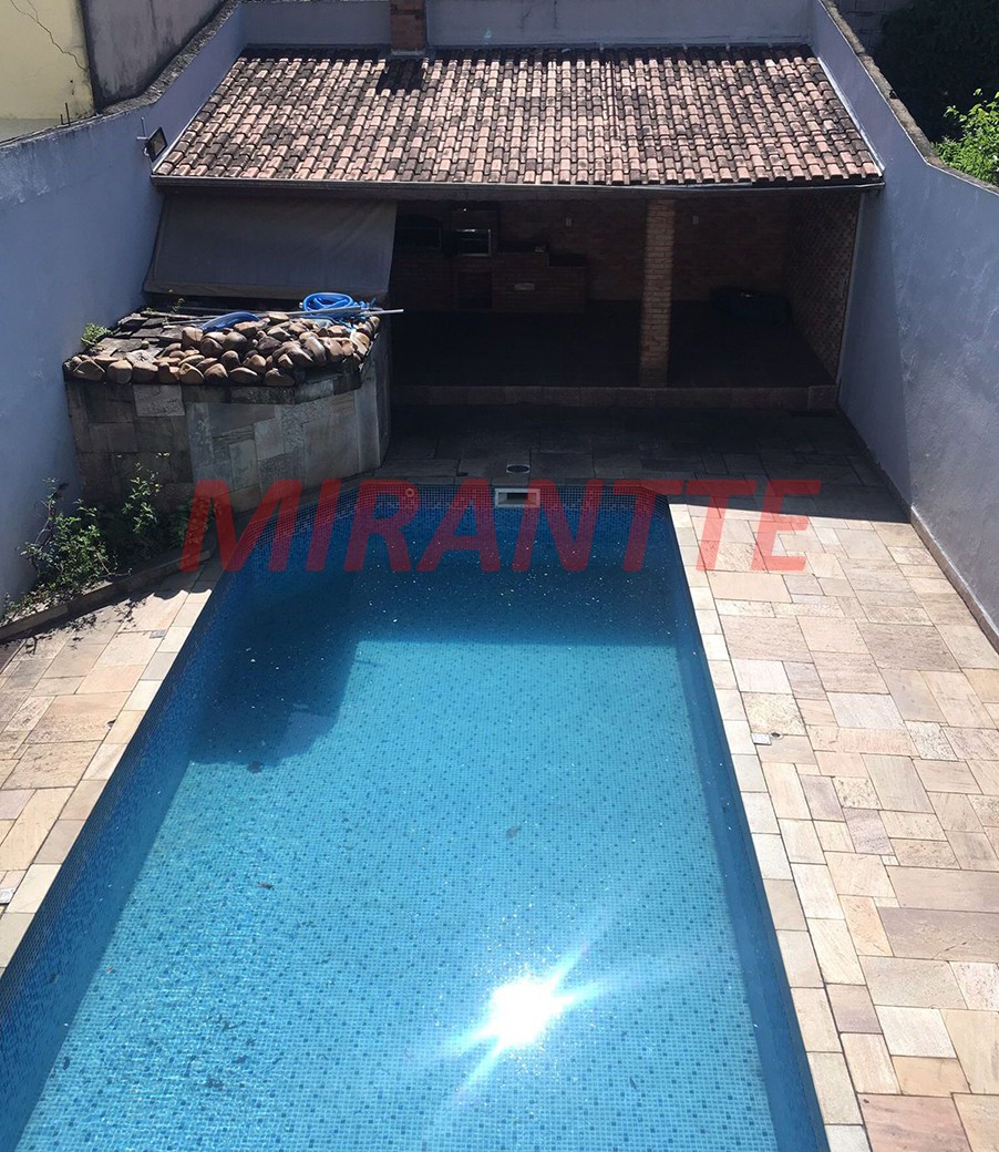 Sobrado de 268m² com 2 quartos em Parque Peruche