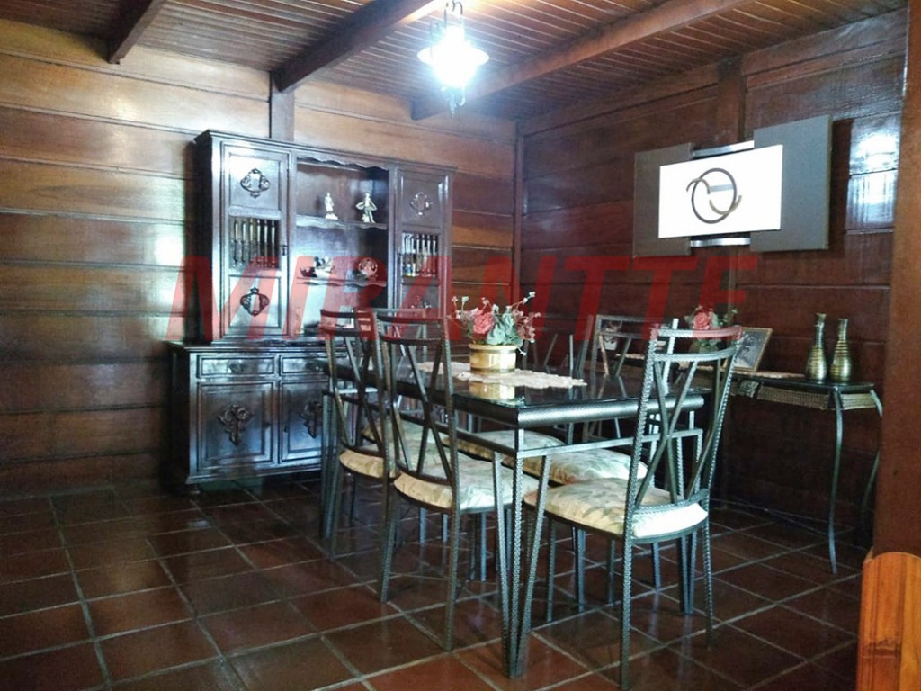 Casa terrea de 305m² com 4 quartos em Jardim São Gonçalo