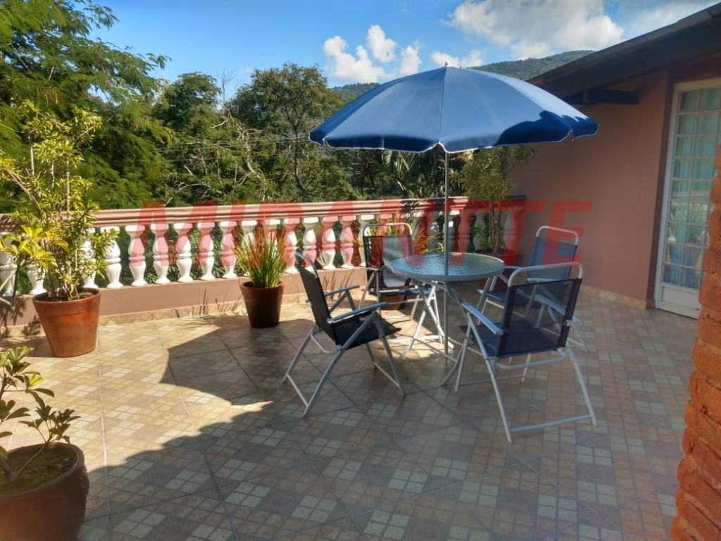 Casa terrea de 305m² com 4 quartos em Jardim São Gonçalo
