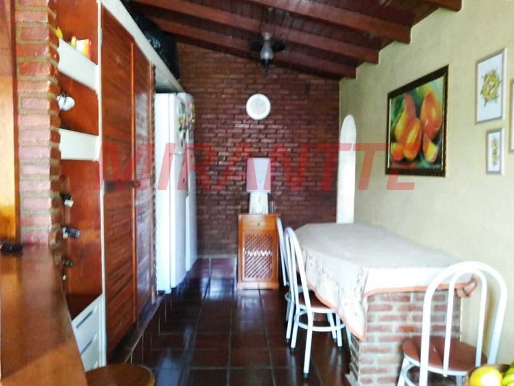 Casa terrea de 305m² com 4 quartos em Jardim São Gonçalo