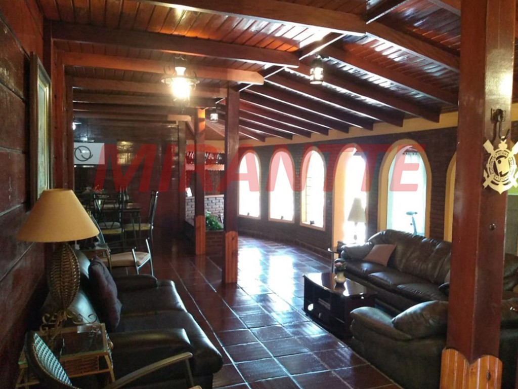 Casa terrea de 305m² com 4 quartos em Jardim São Gonçalo