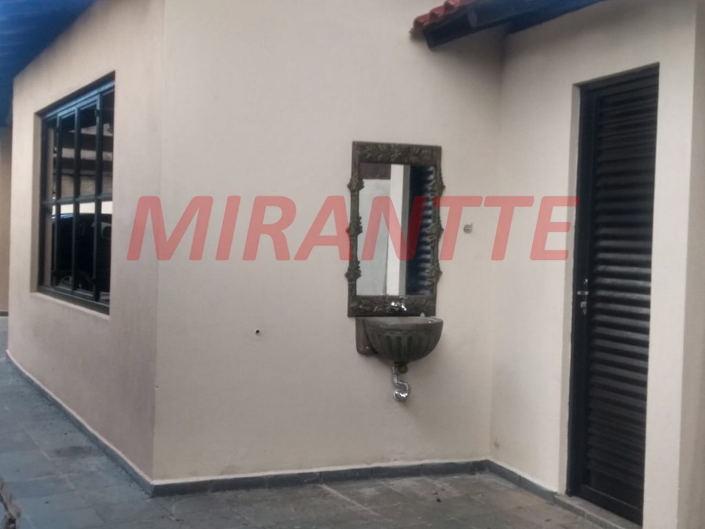 Casa terrea de 305m² com 4 quartos em Jardim São Gonçalo