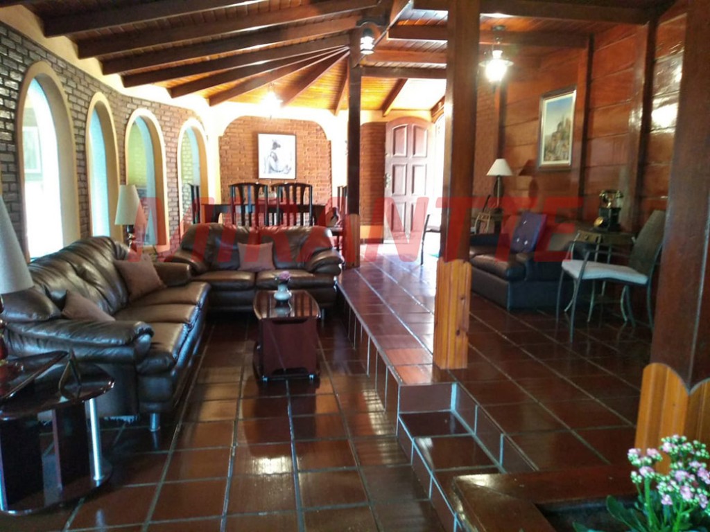 Casa terrea de 305m² com 4 quartos em Jardim São Gonçalo