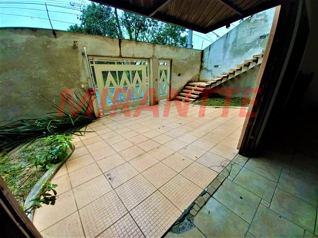 Sobrado de 325m² com 4 quartos em Jardim Guapíra