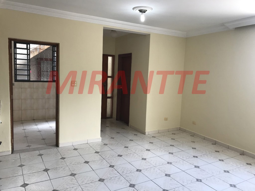 Sobrado de 232m² com 4 quartos em Vila Rica