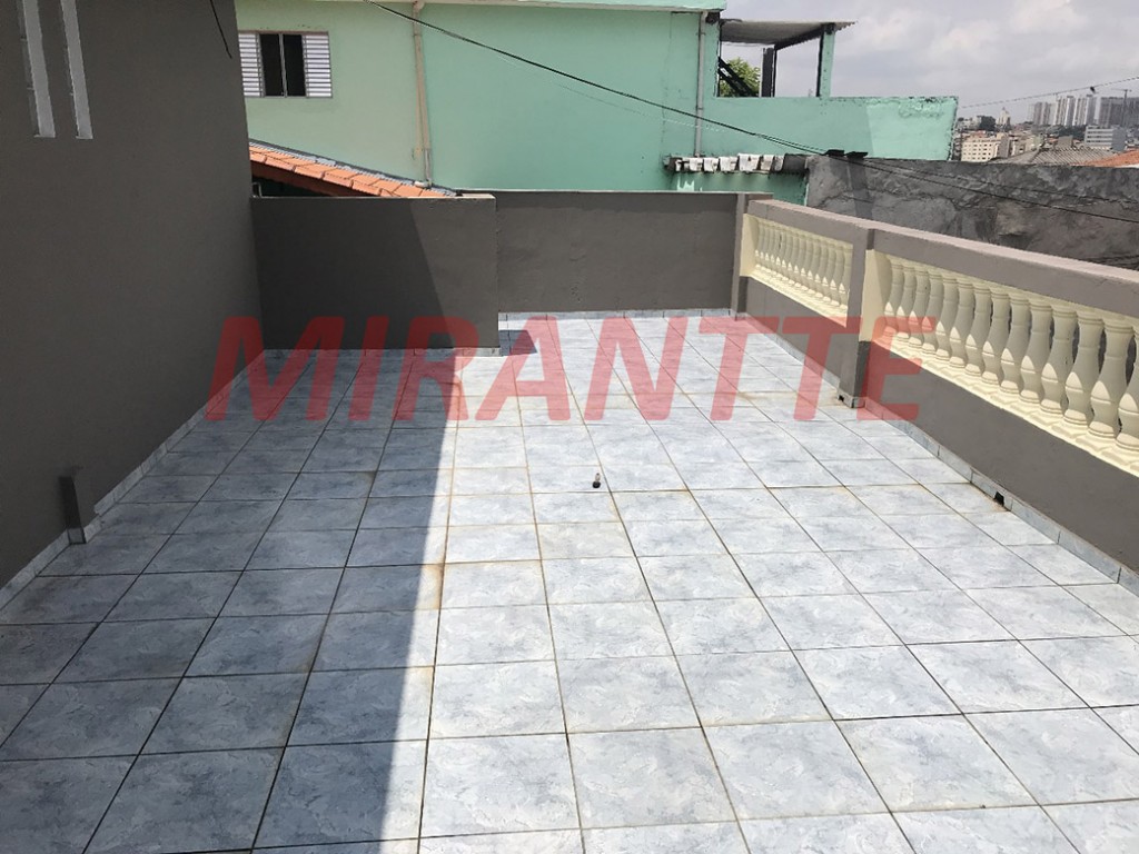 Sobrado de 232m² com 4 quartos em Vila Rica