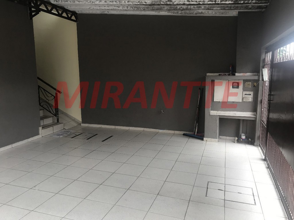 Sobrado de 232m² com 4 quartos em Vila Rica